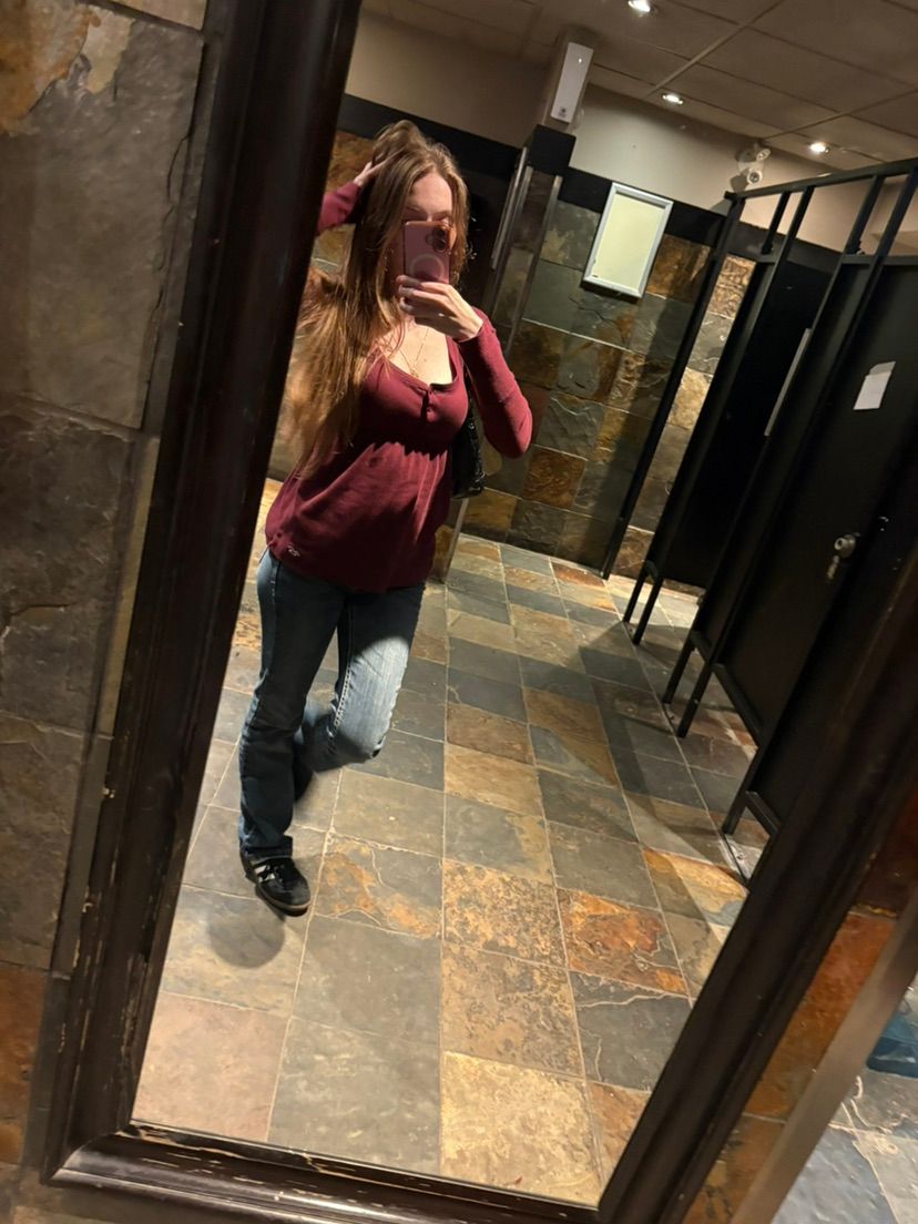 come play :d i was goneee im back now :D time 2q