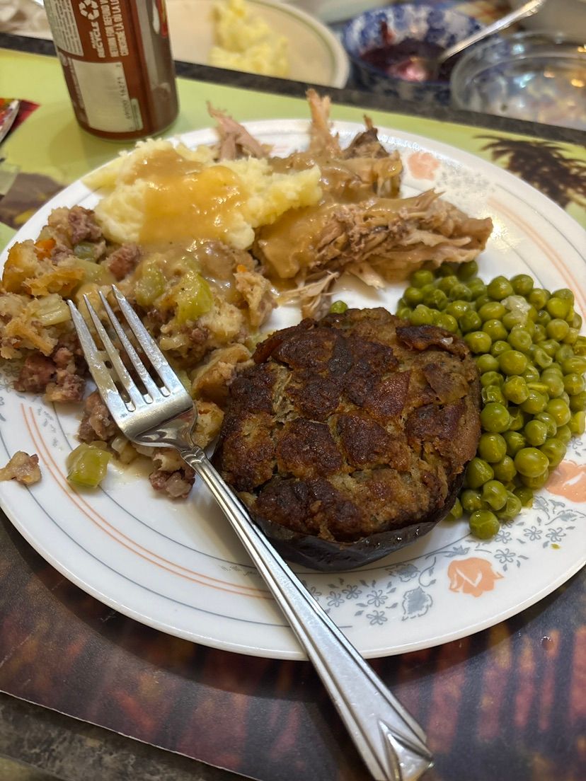 thanksgiving dinner was SO YUM!!!