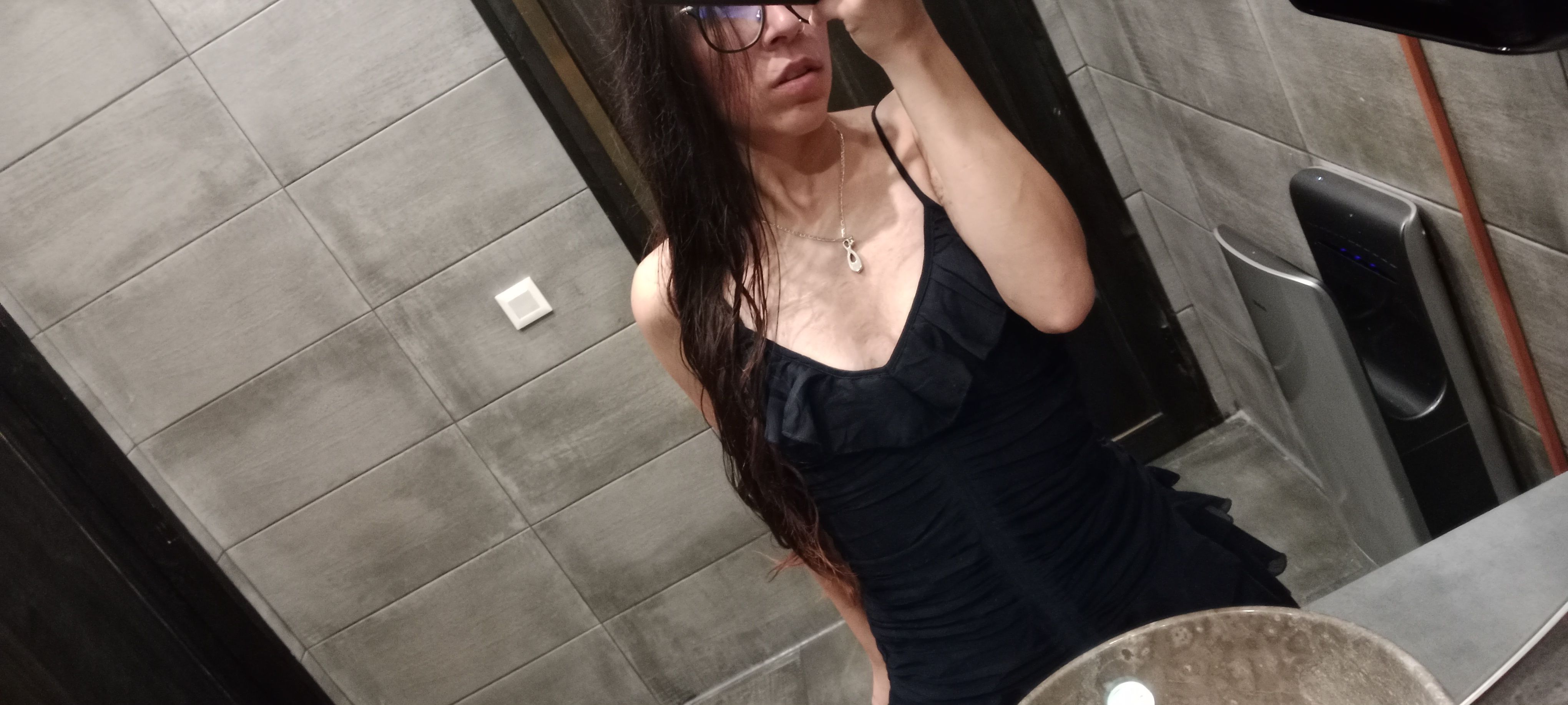 available 🖤