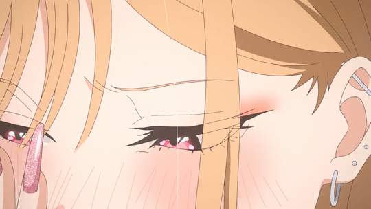 >,< ♡