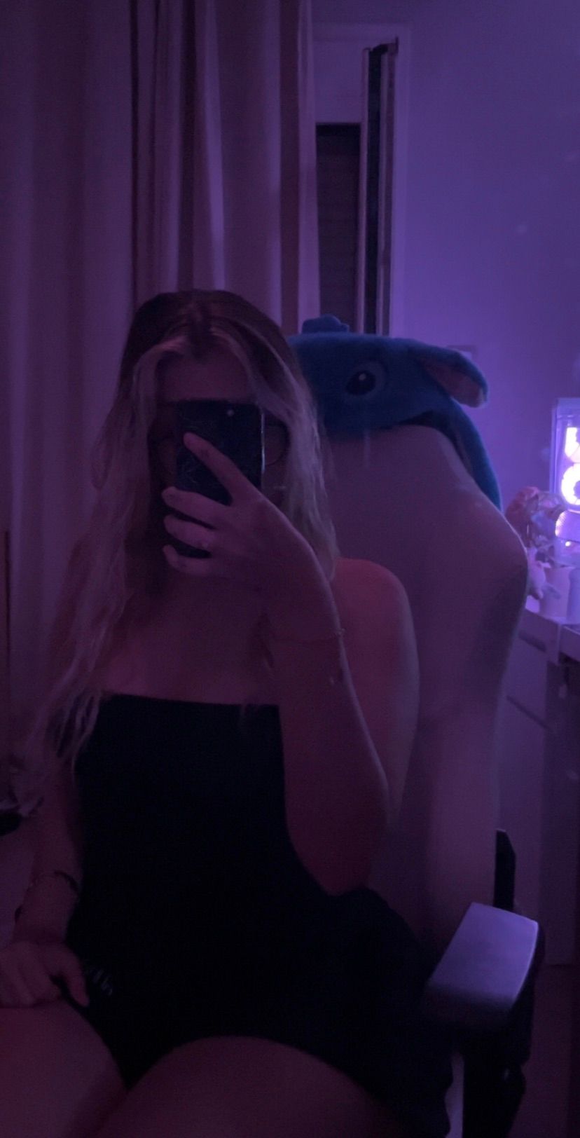 Online for u >⩊<