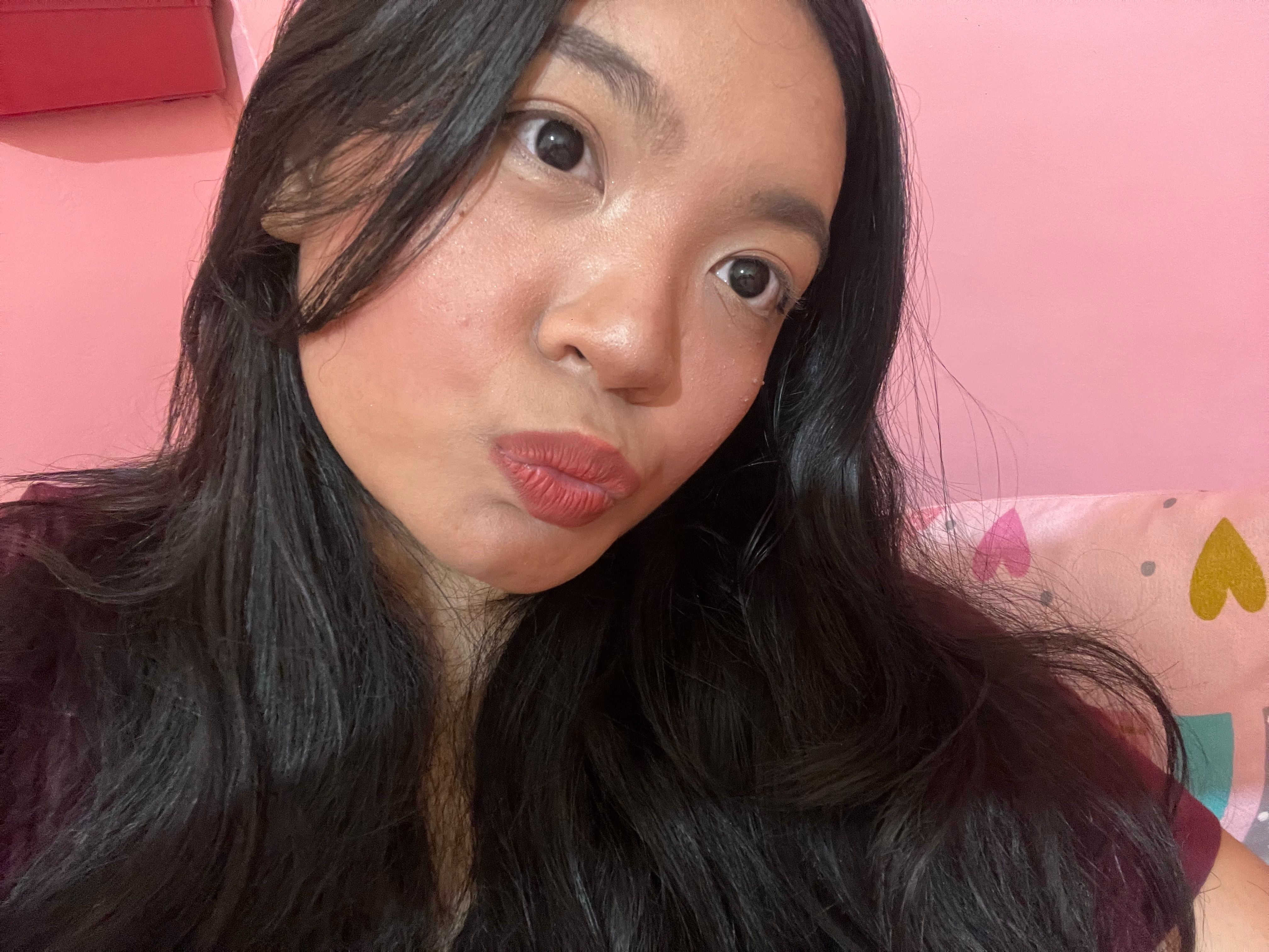 hi there :33