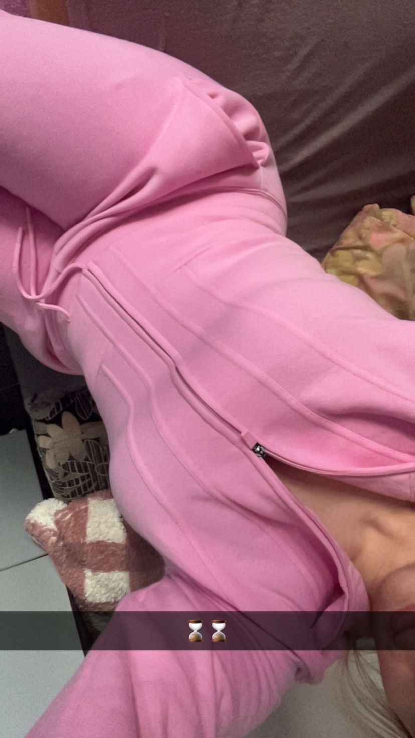💕 do you like my outfit💕