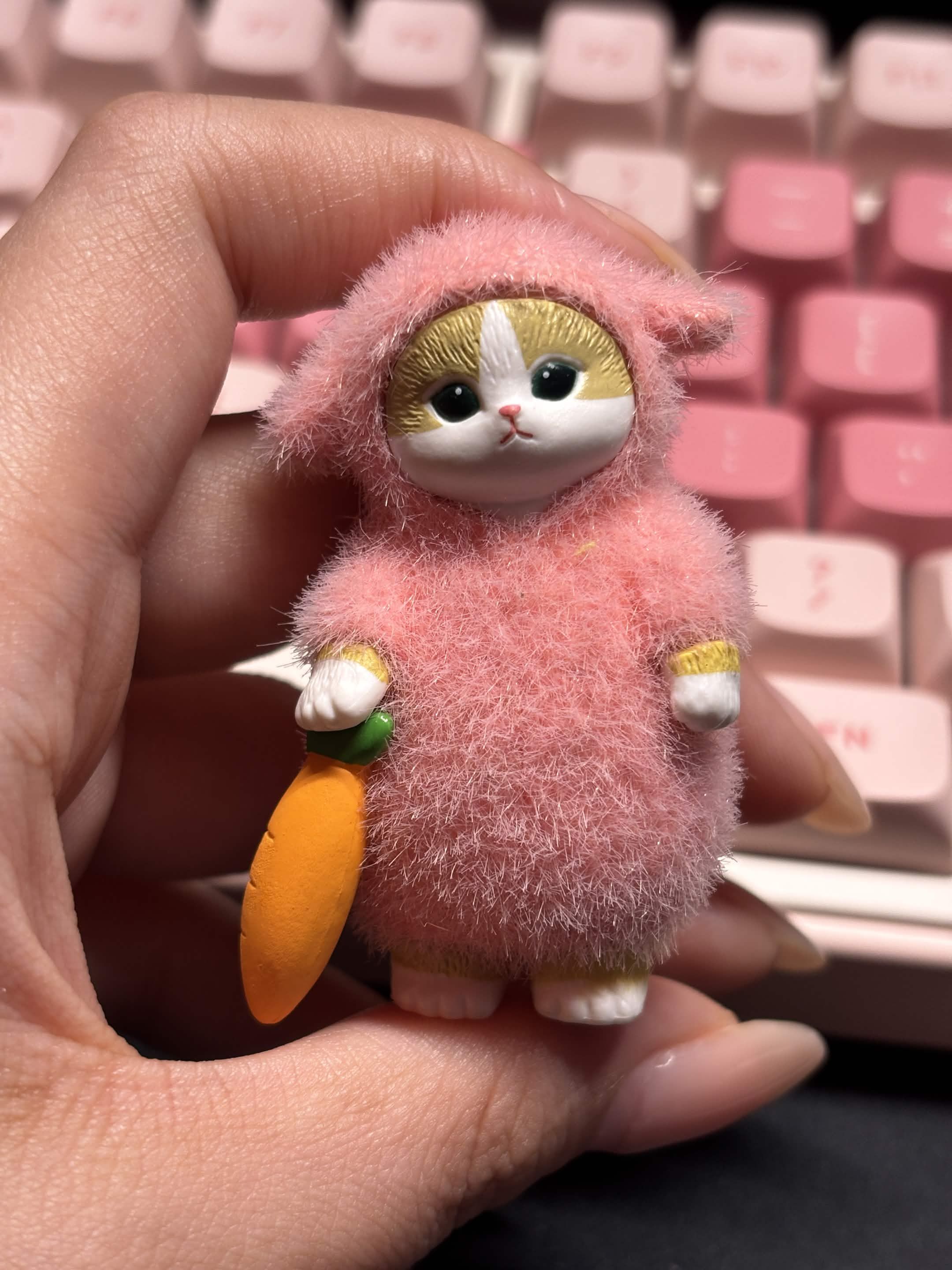 pink kitty