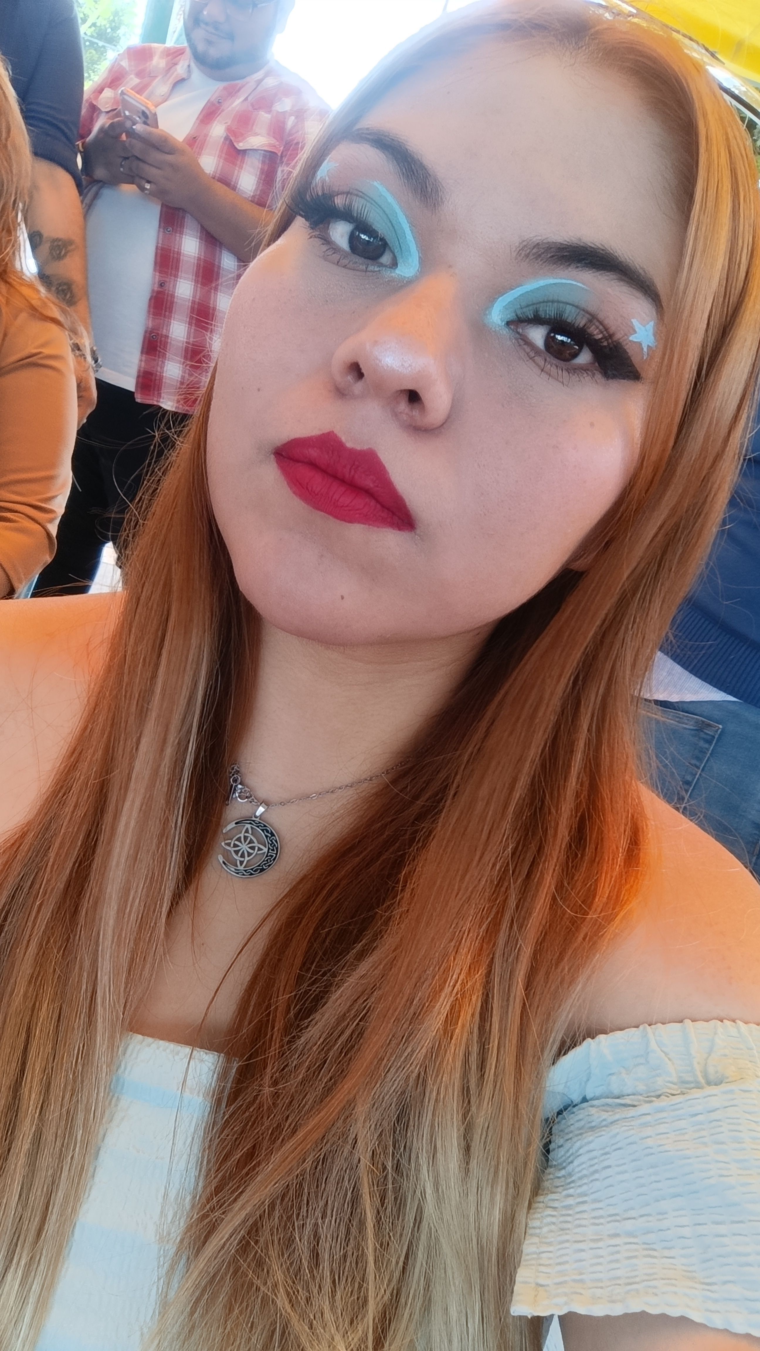 mira mi nuevo maquillaje