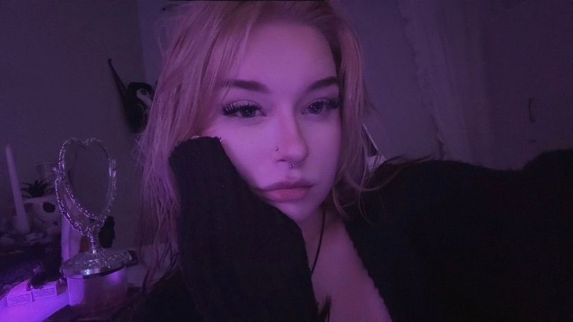 Lets play/chat for a bit.