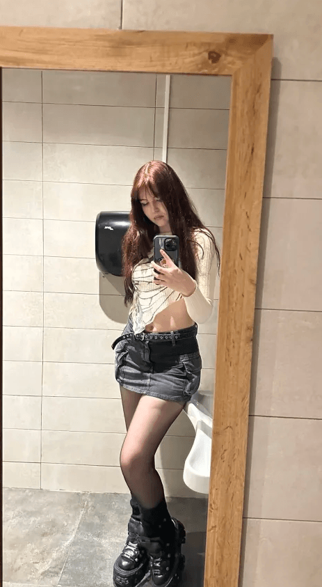 Availableee for youu <3