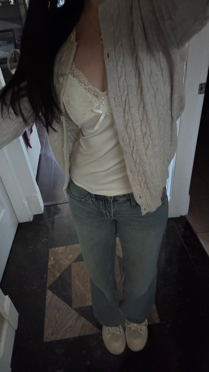 cozy outfit :>