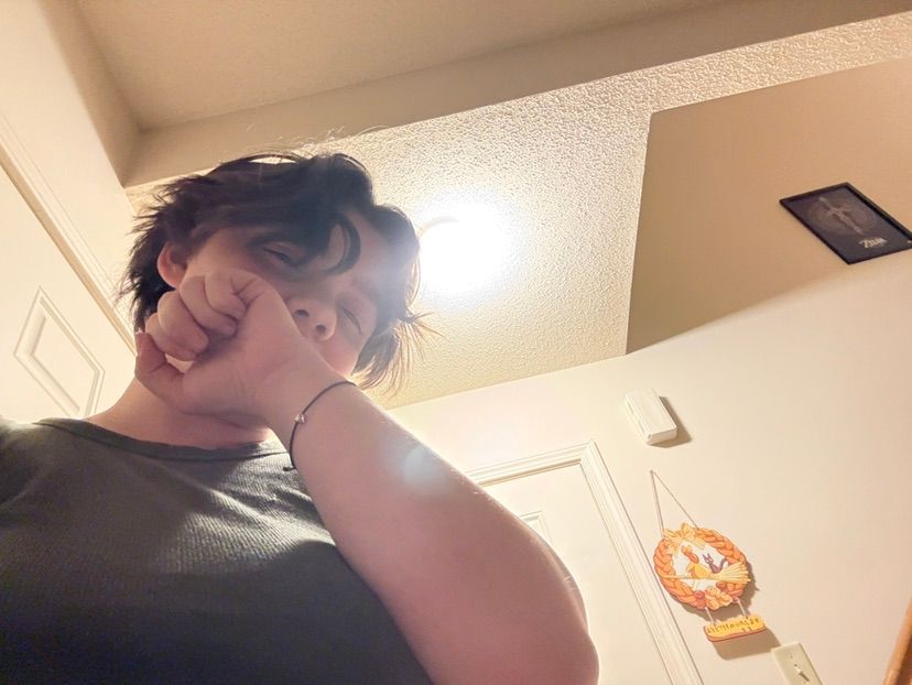 im on for a little while :> come poke me!