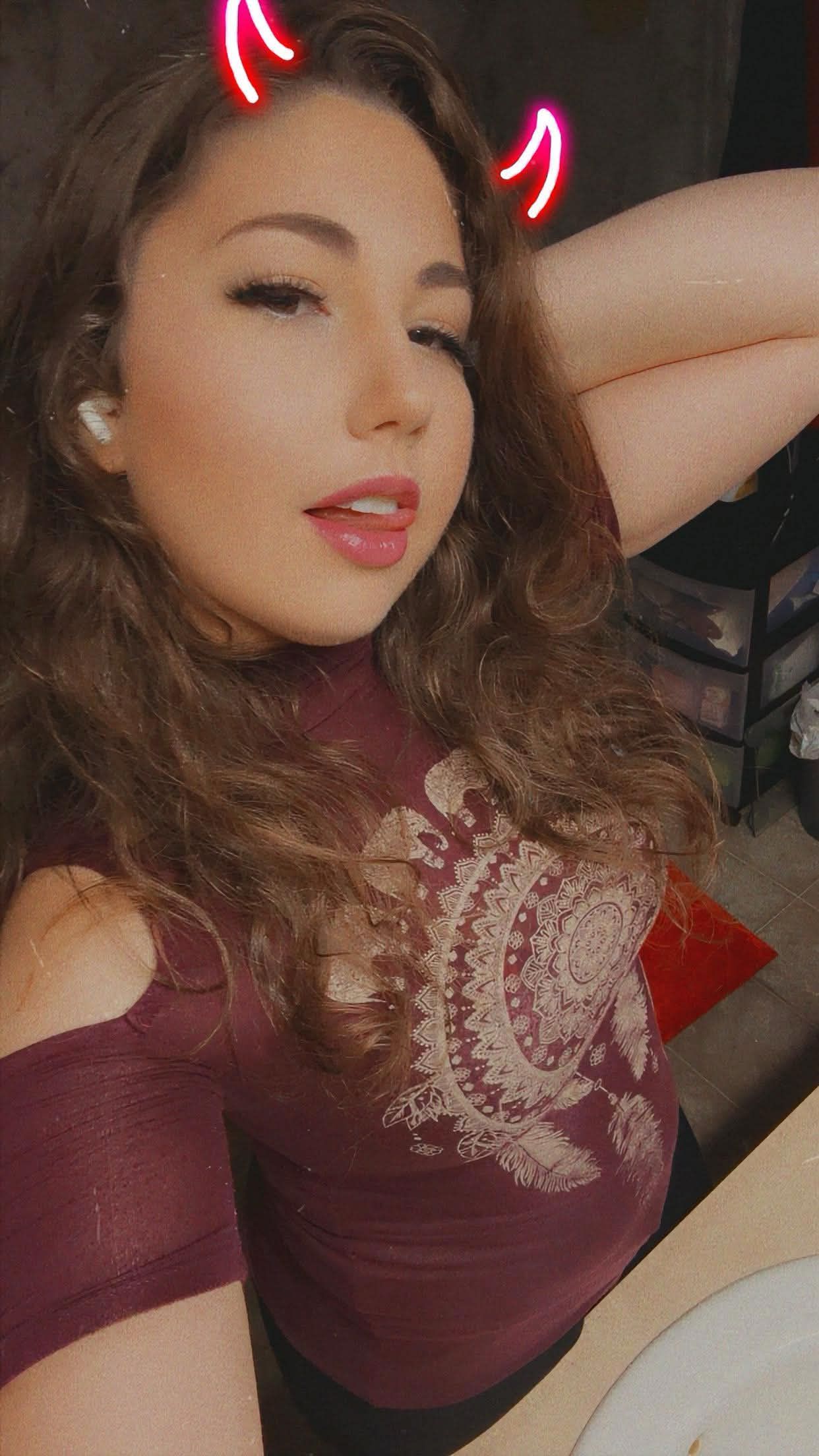 😋Hihi Custom Videos ,Pics ,Texting.😋
