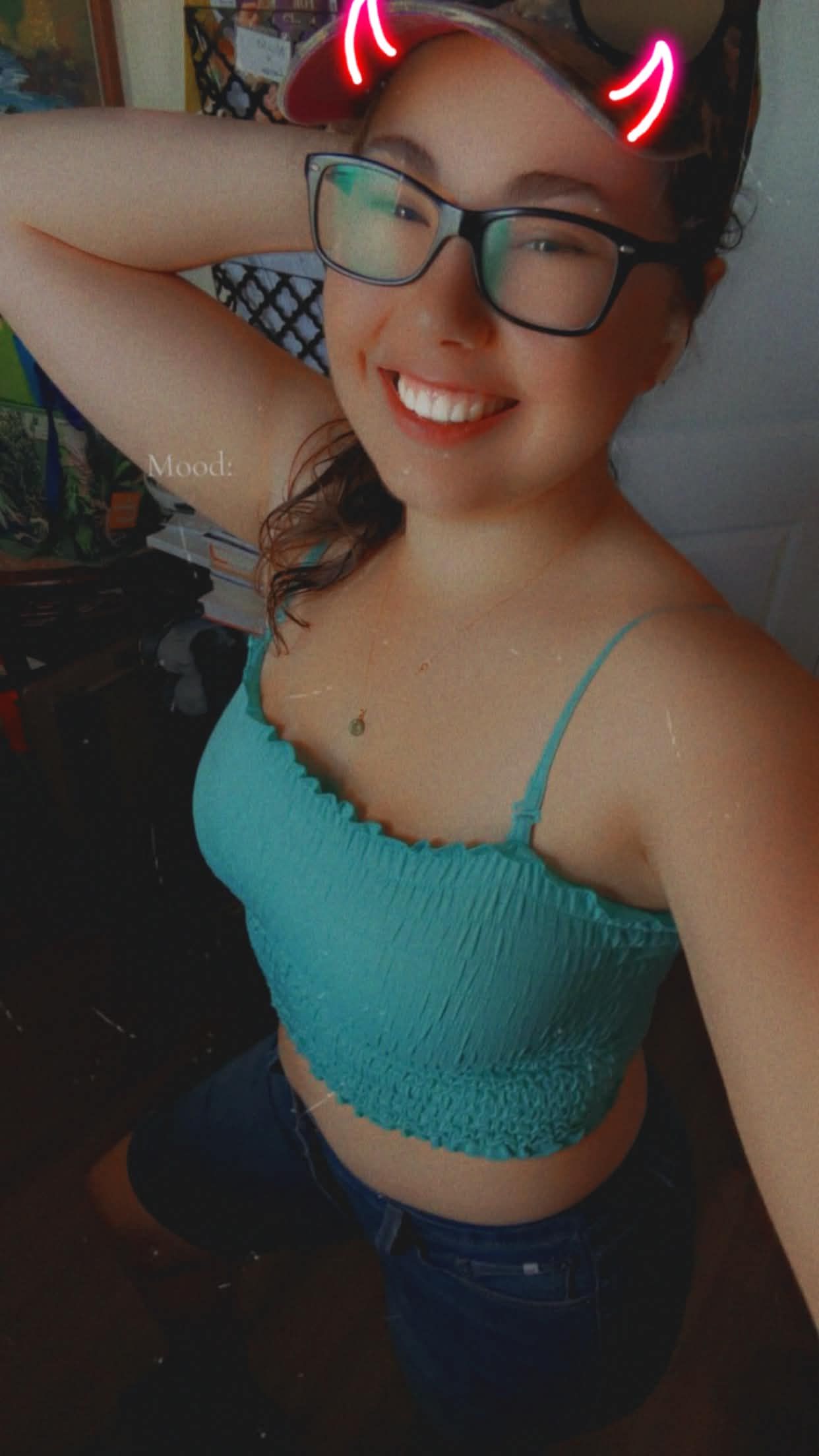 Haii custom pics and videos <3