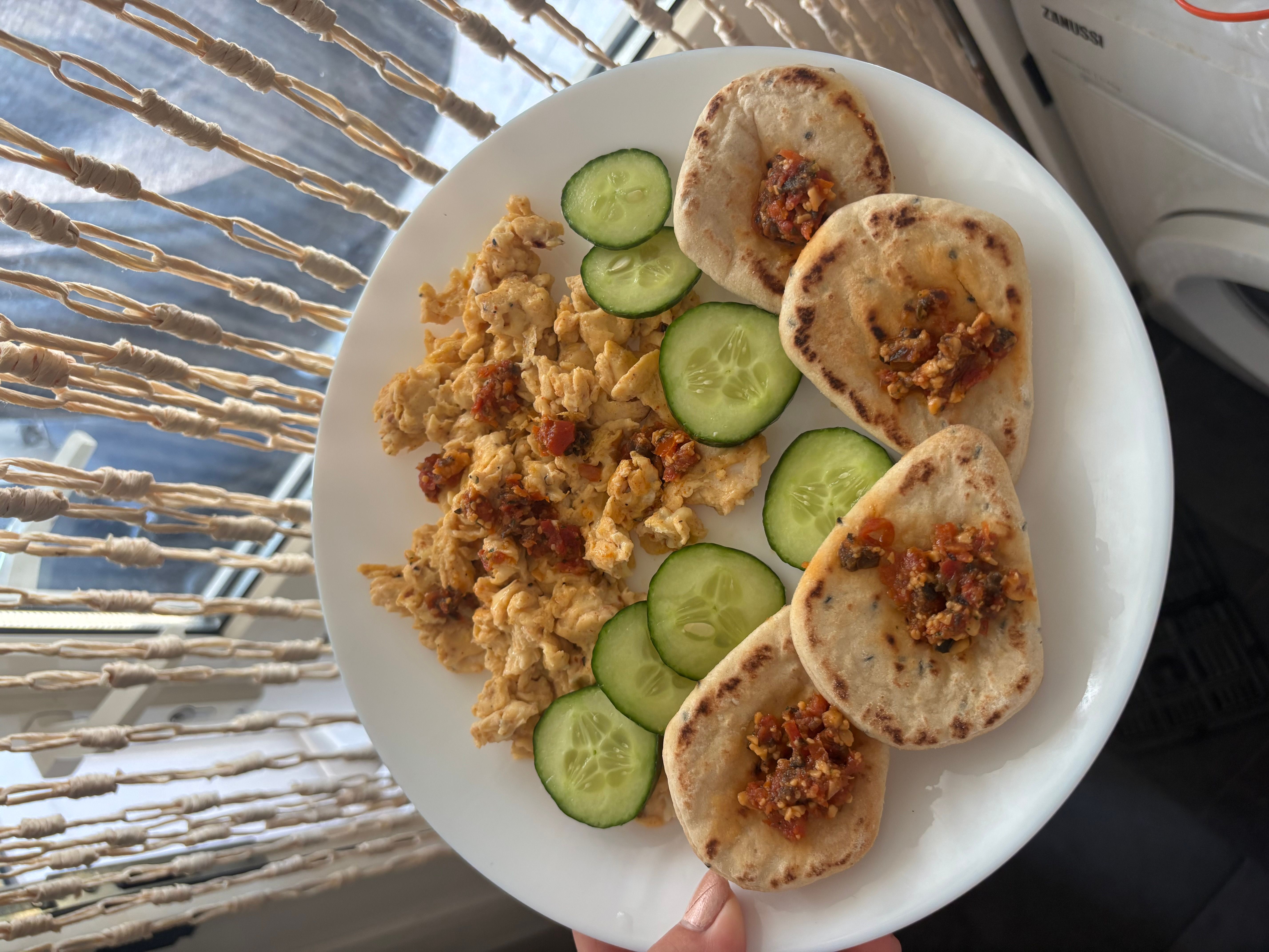Rate my brekkie and help me finish it