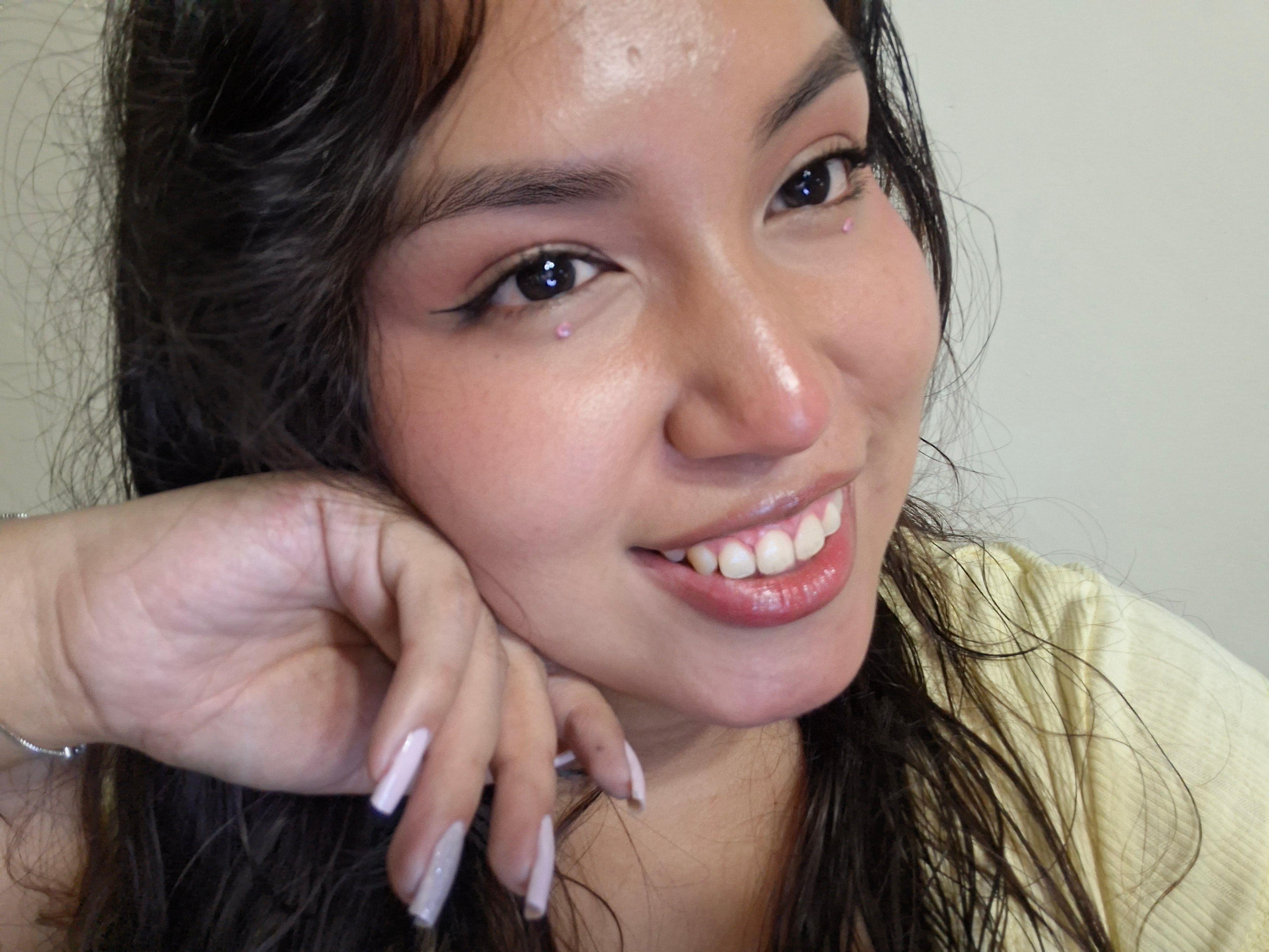 Jugamos un rato? 🥰
~ Available to play or chat ✨️