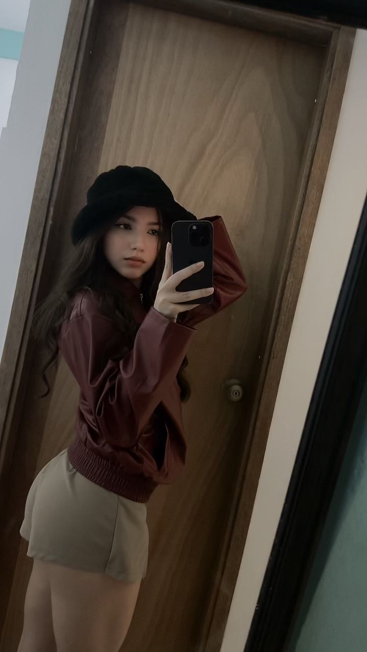 :3