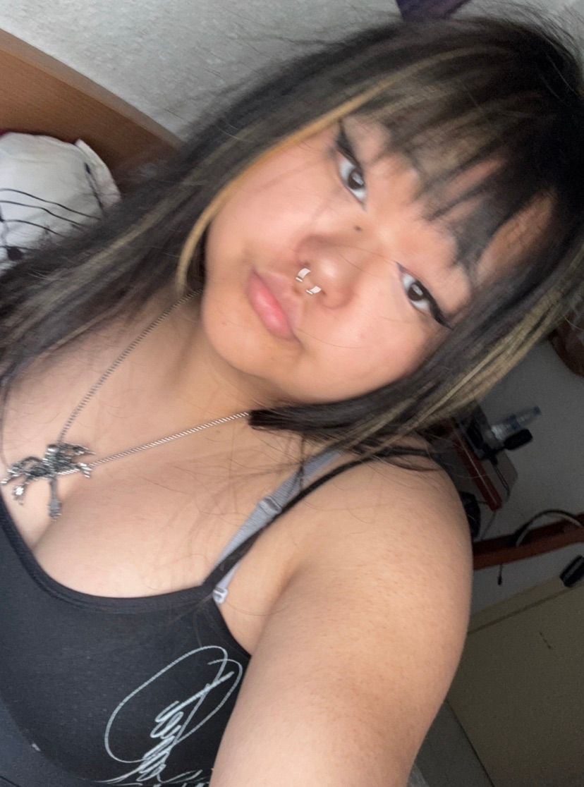 hiii someone online? :P