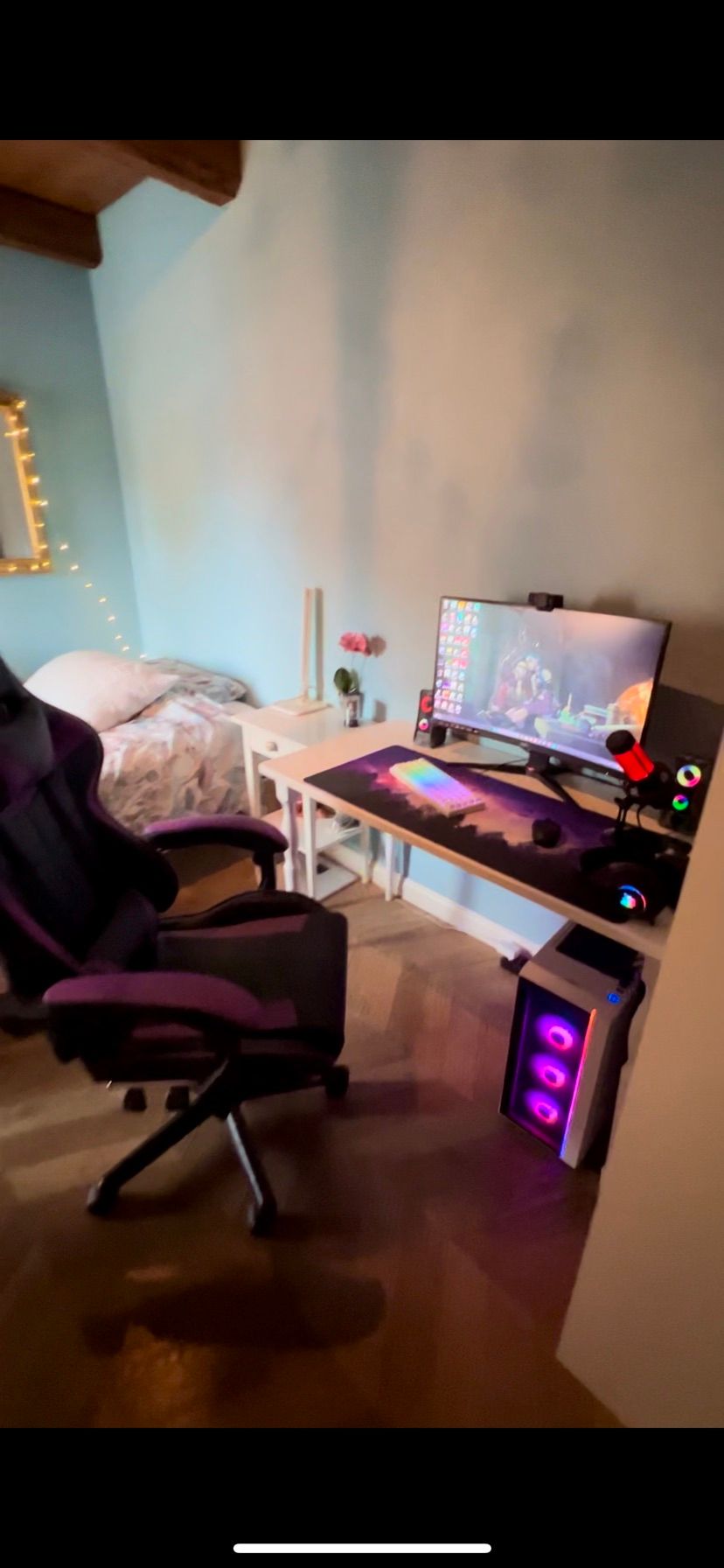 my setup before I sold my pc :’)