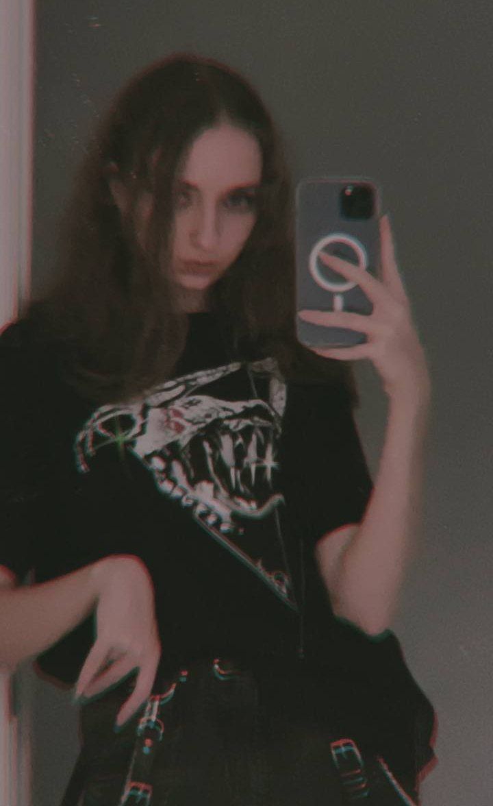 </3