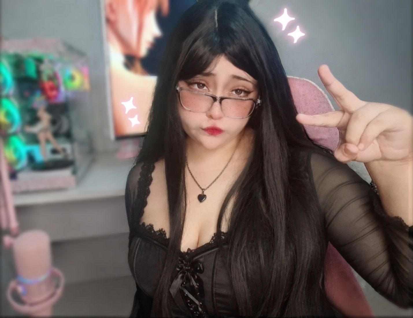 ✧˖°.☾  New here.. will u say "hi" to me? :)