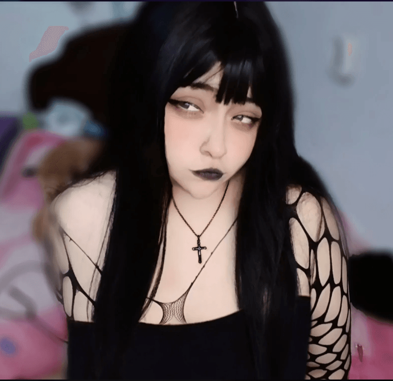 Uhm.. uhm.. hi? -w-