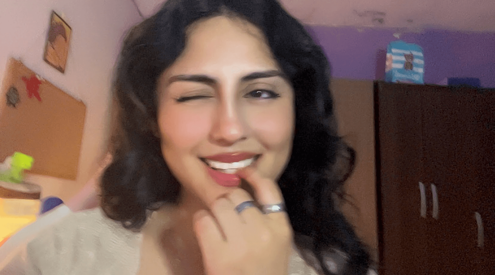 SELFIES SELFIES SELIFESSSSSS