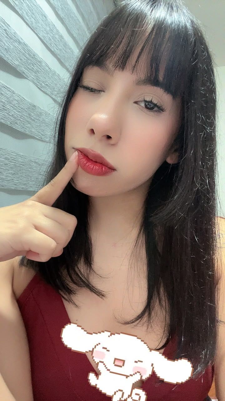 Hi hiii. I'm available 🩷