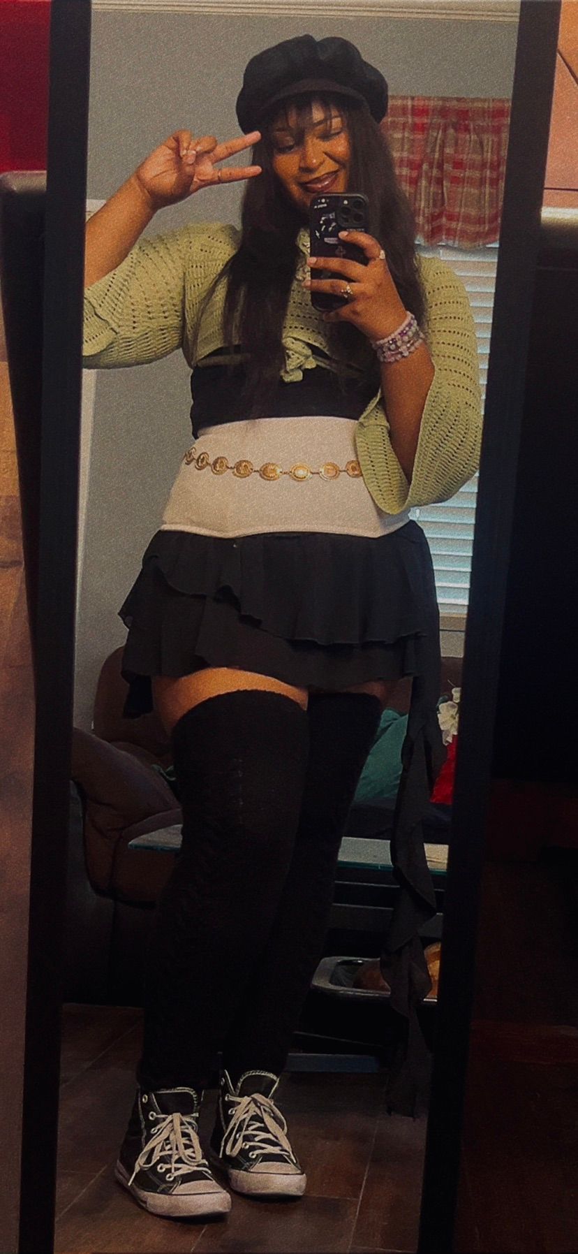 now’s a good time to come chat 🖤🌙