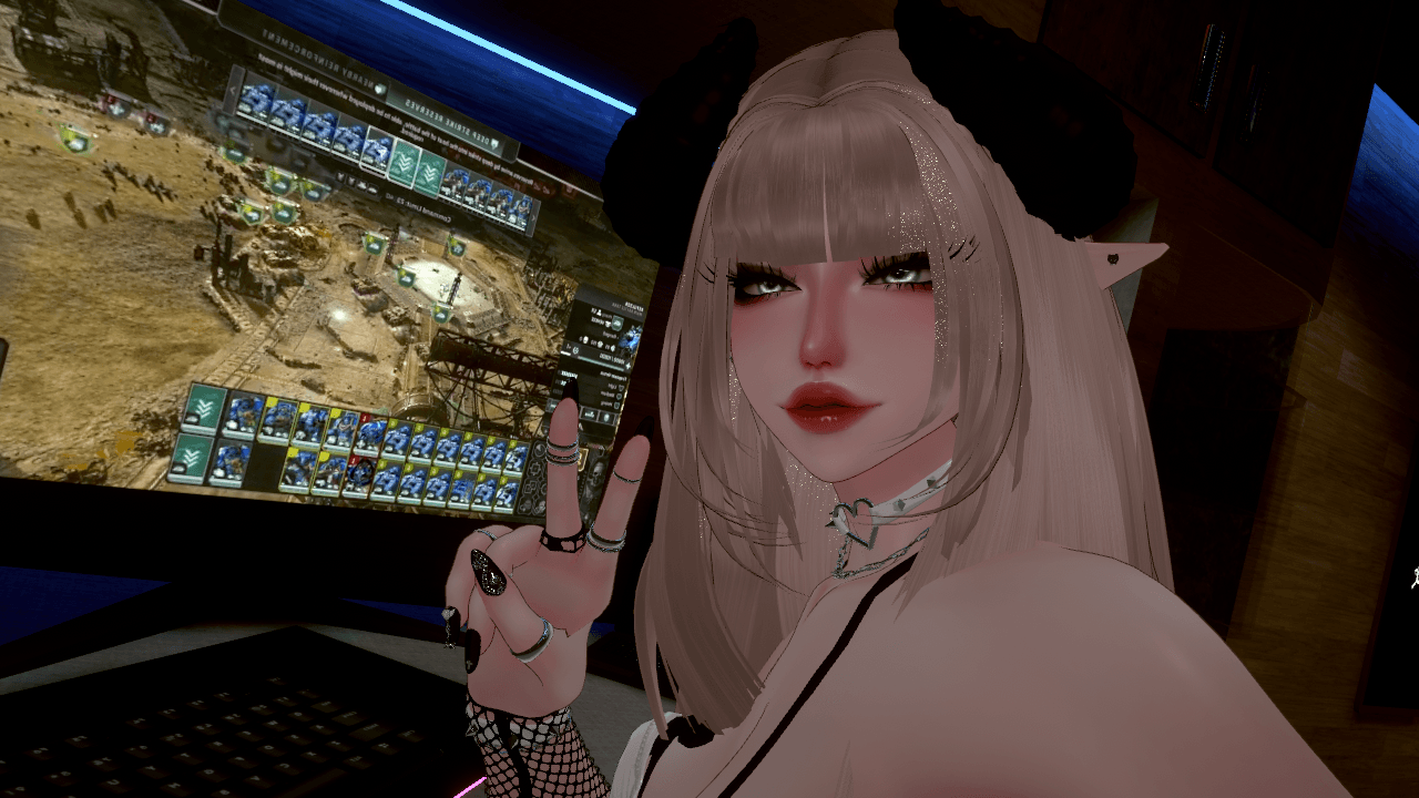 Up for cuddles or movies~ #VTUBER #MUTE #VRCHAT
