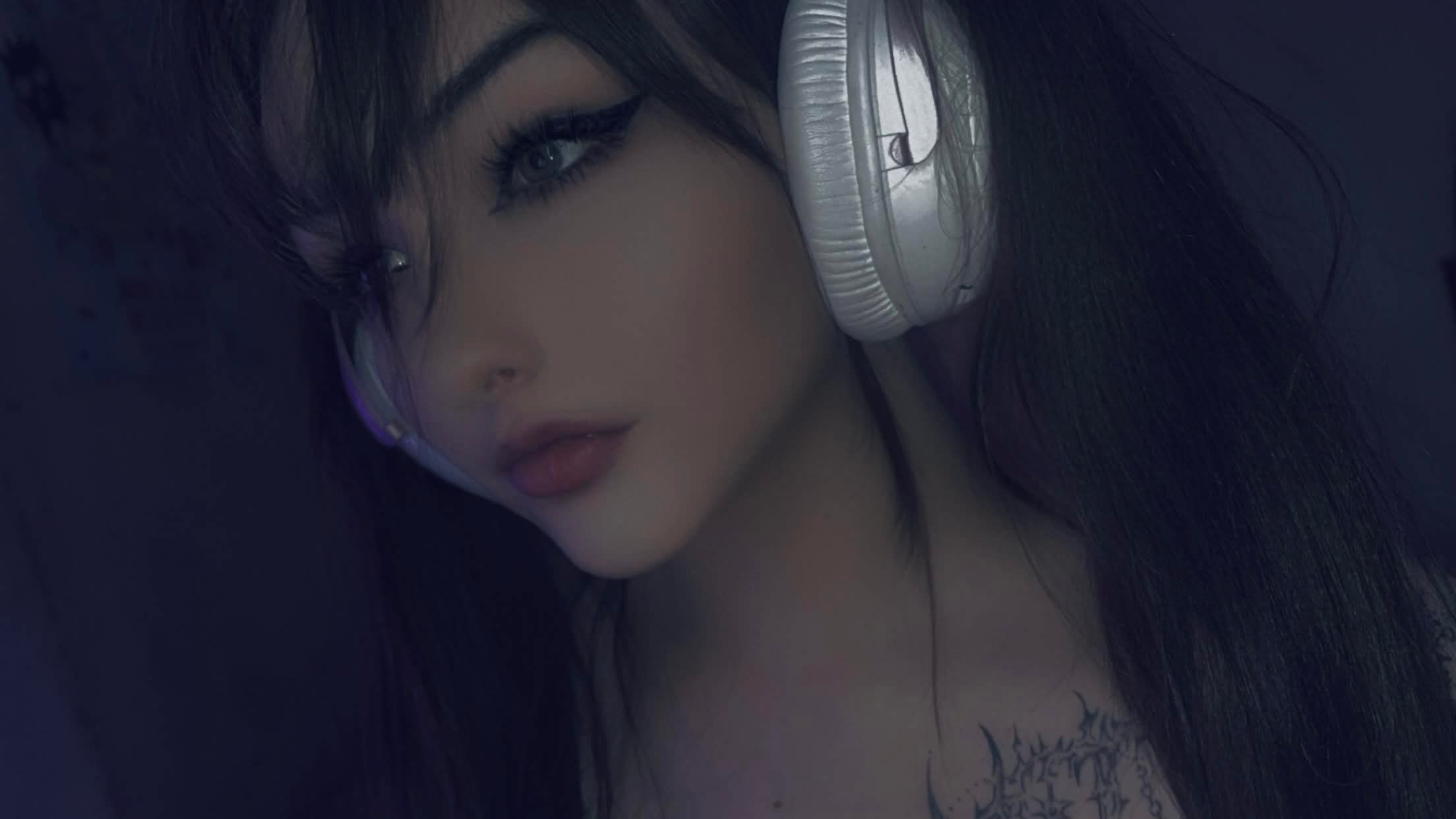 ♥・zombie gf is waitinggg ᨳ𐔌՞҂ ˕ ֊՞𐦯ᜊ