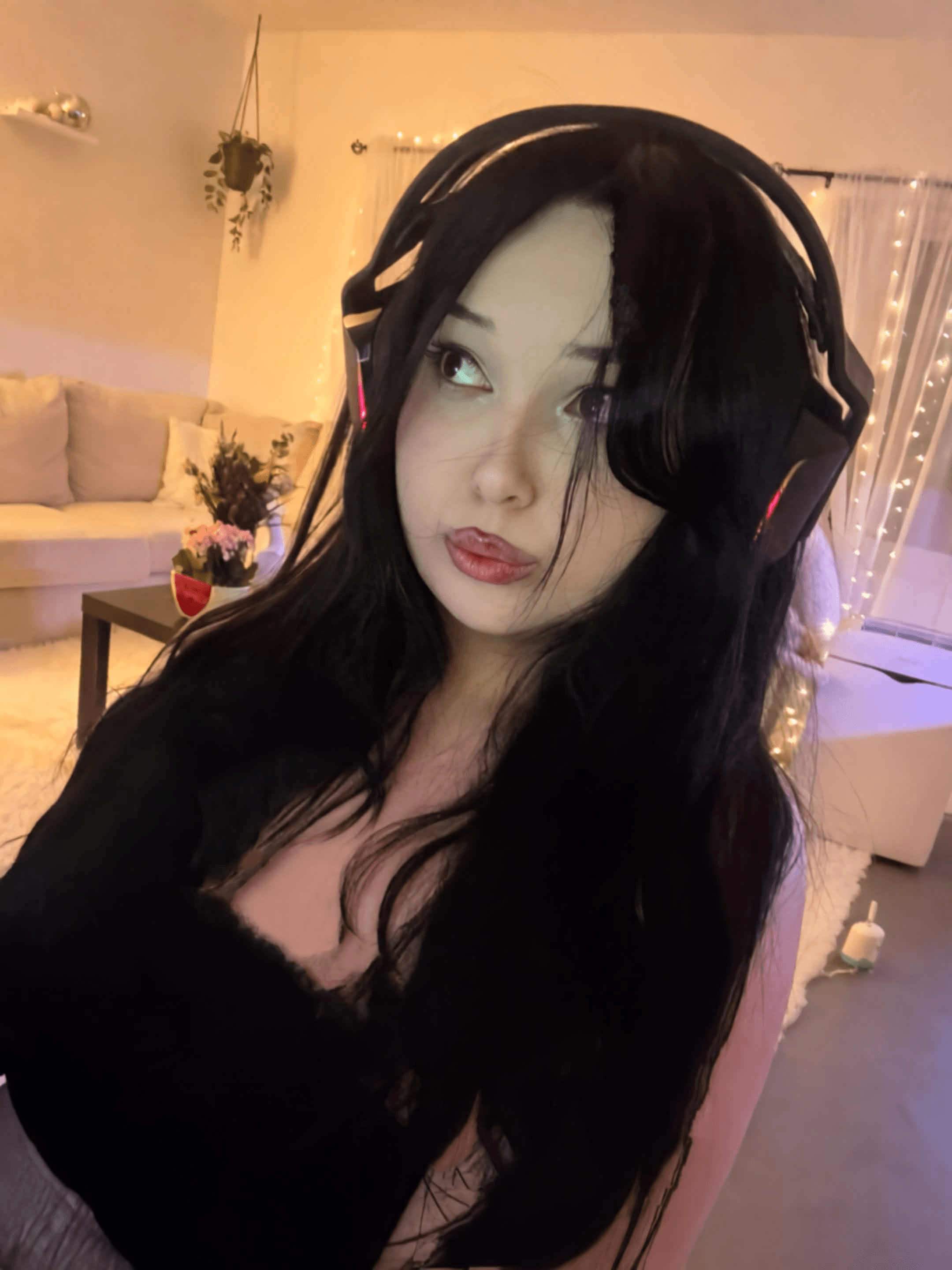 Mmm