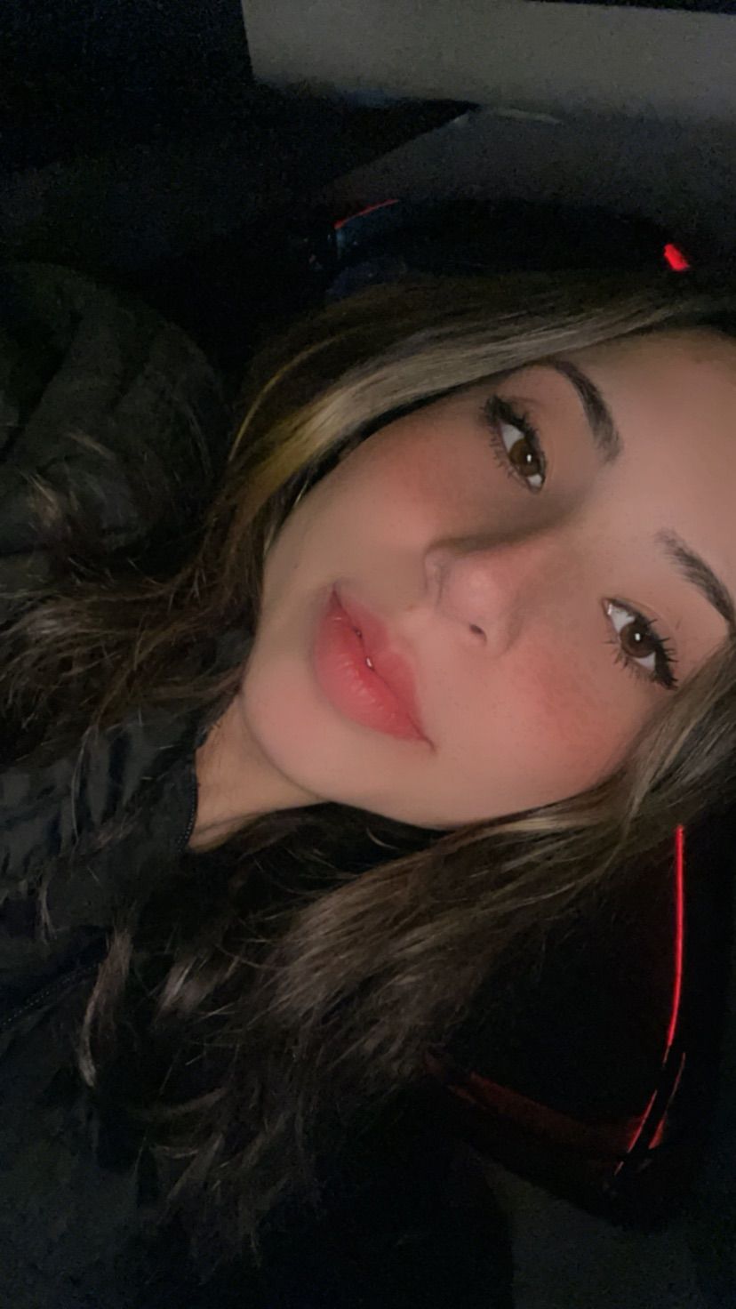 alguien español?👀