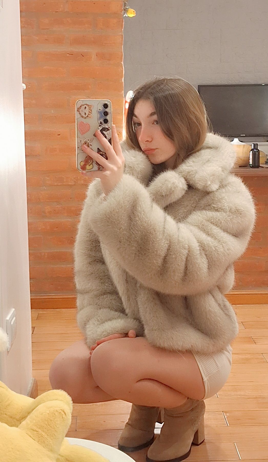 Doing selfies/Videos °~♡🌷