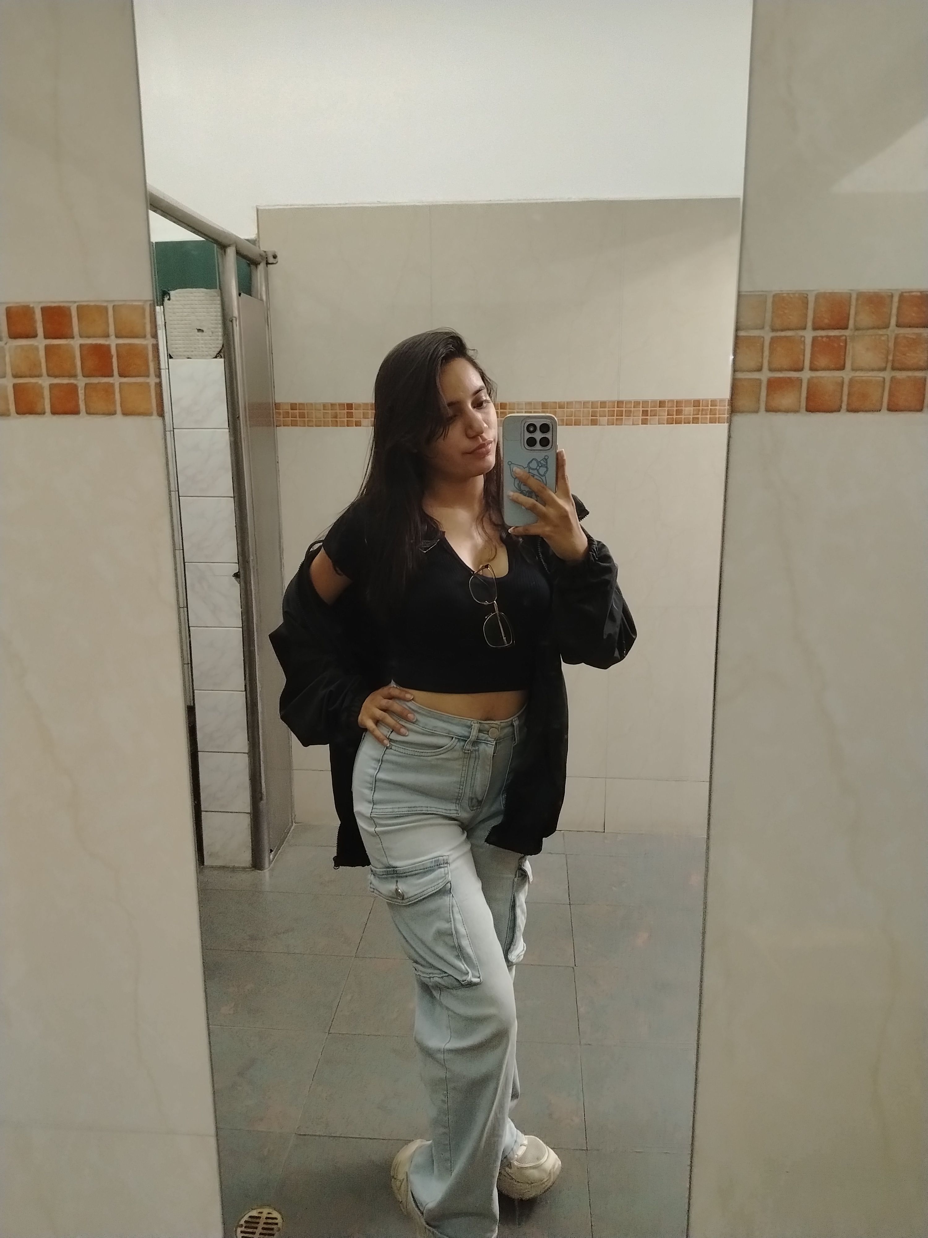Hi