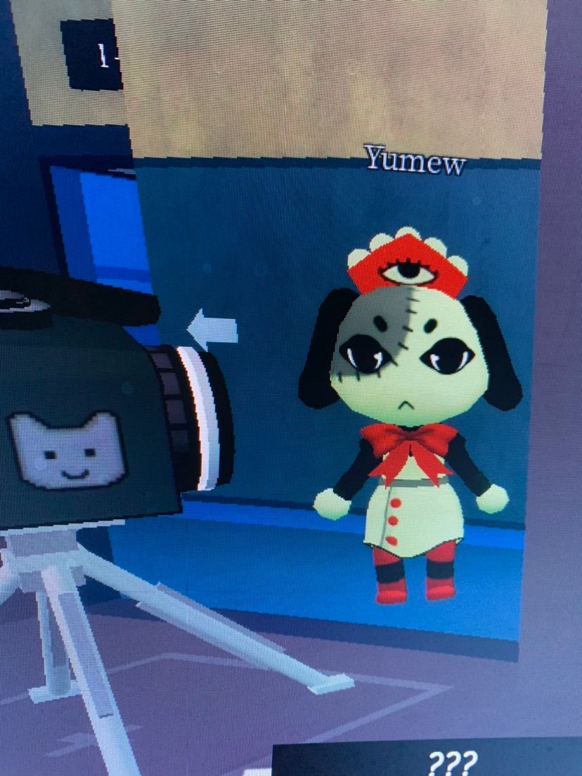 someone wants to play roblox?