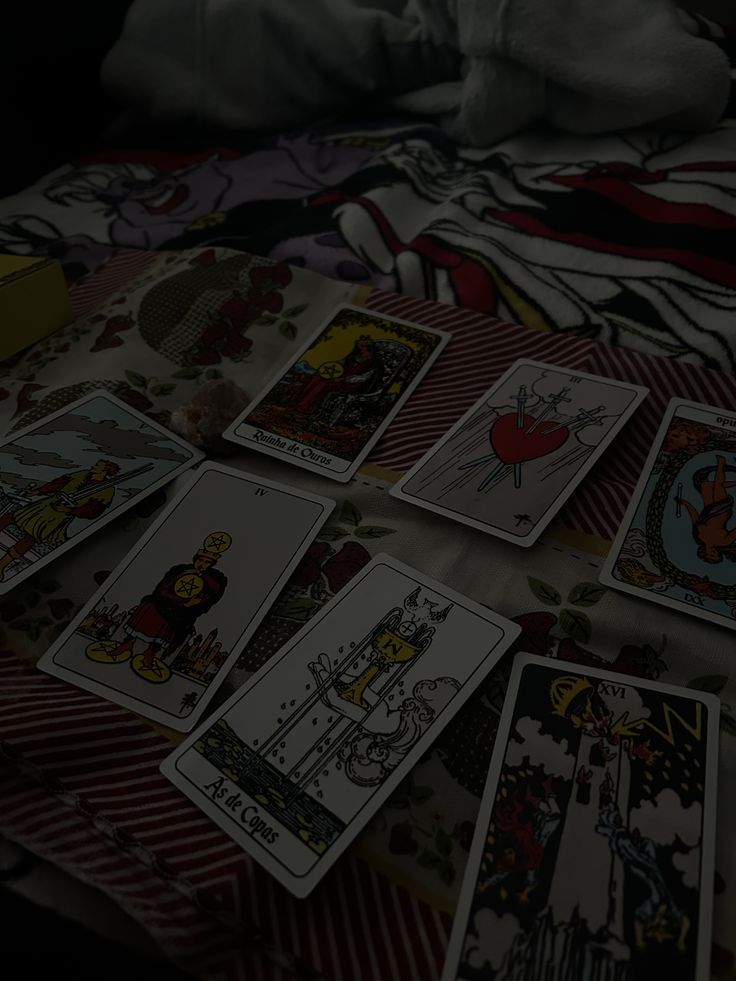 QUESTION 4 : What can tarot not tell you?