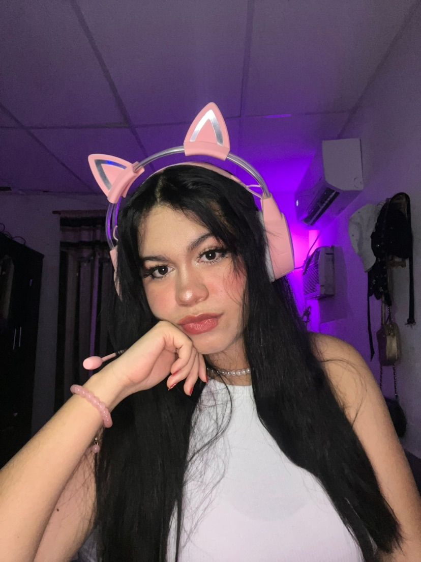 available for echat or games💞✨