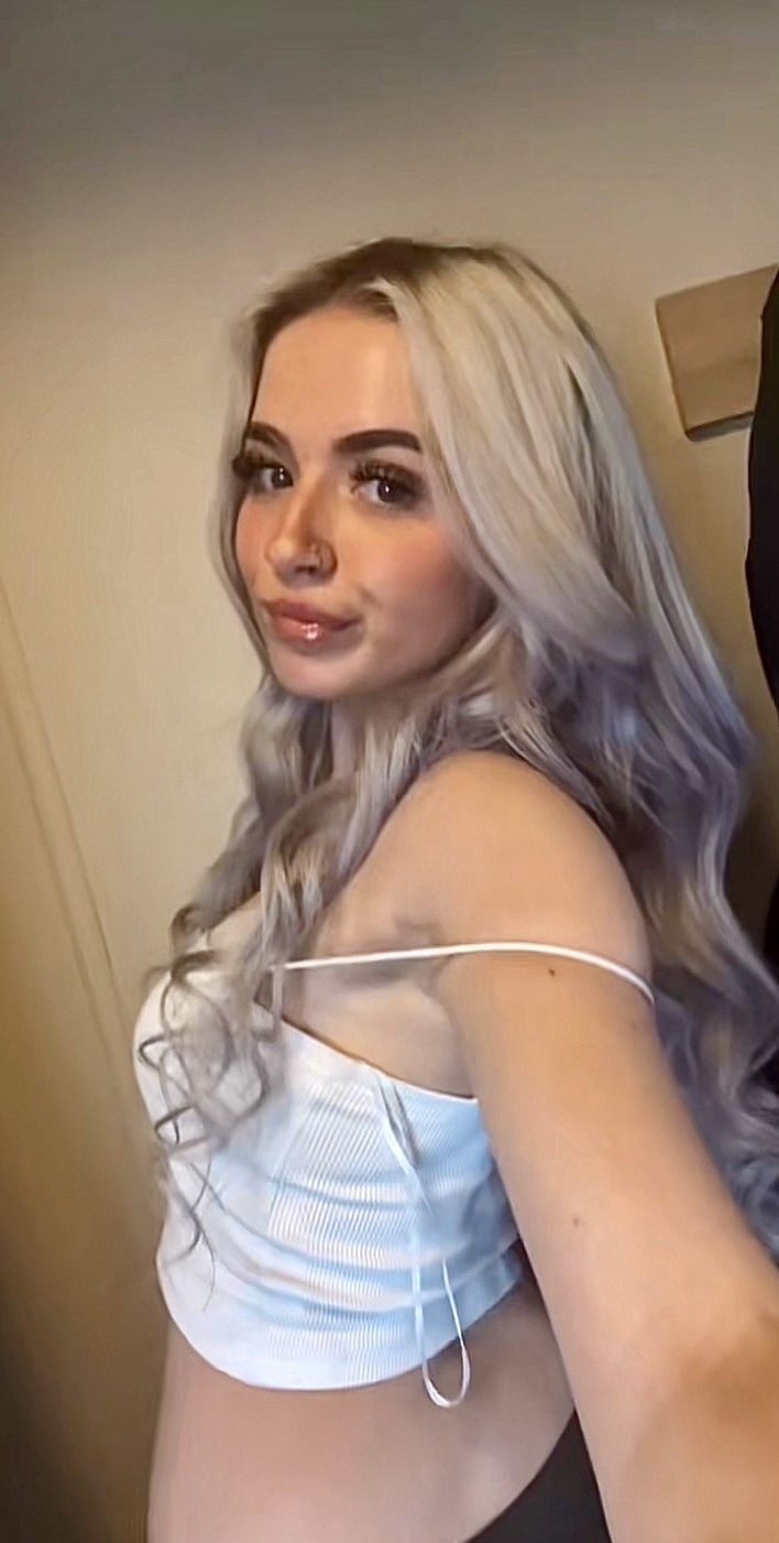 <3