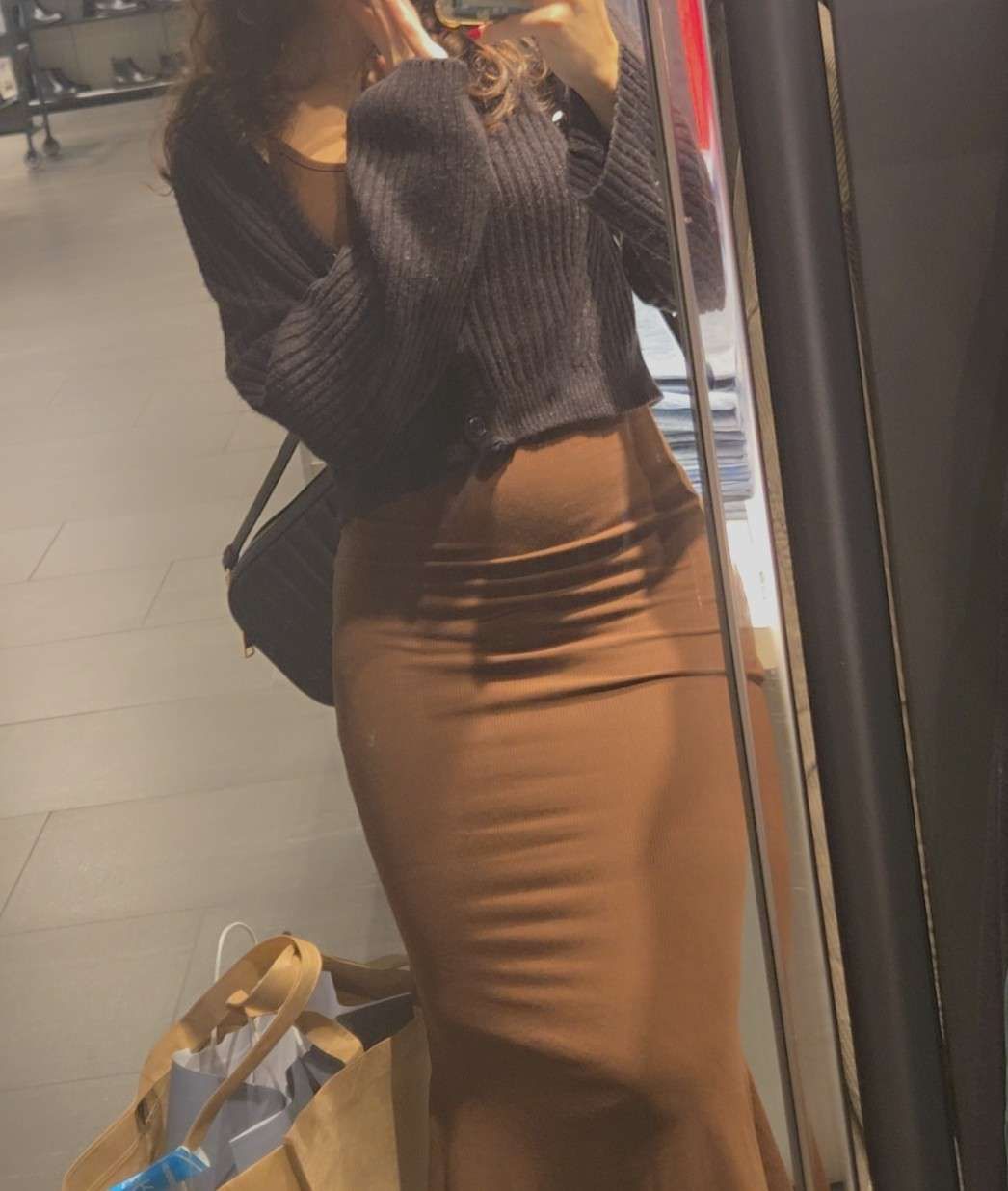 dm me :3