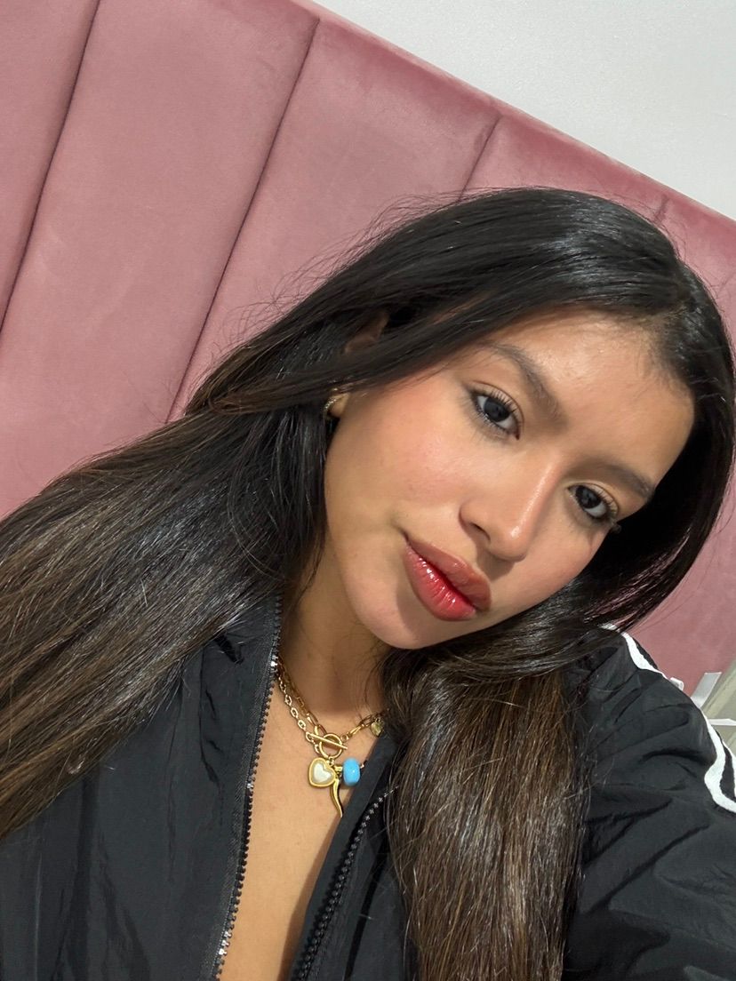Estoy disponible//Im available