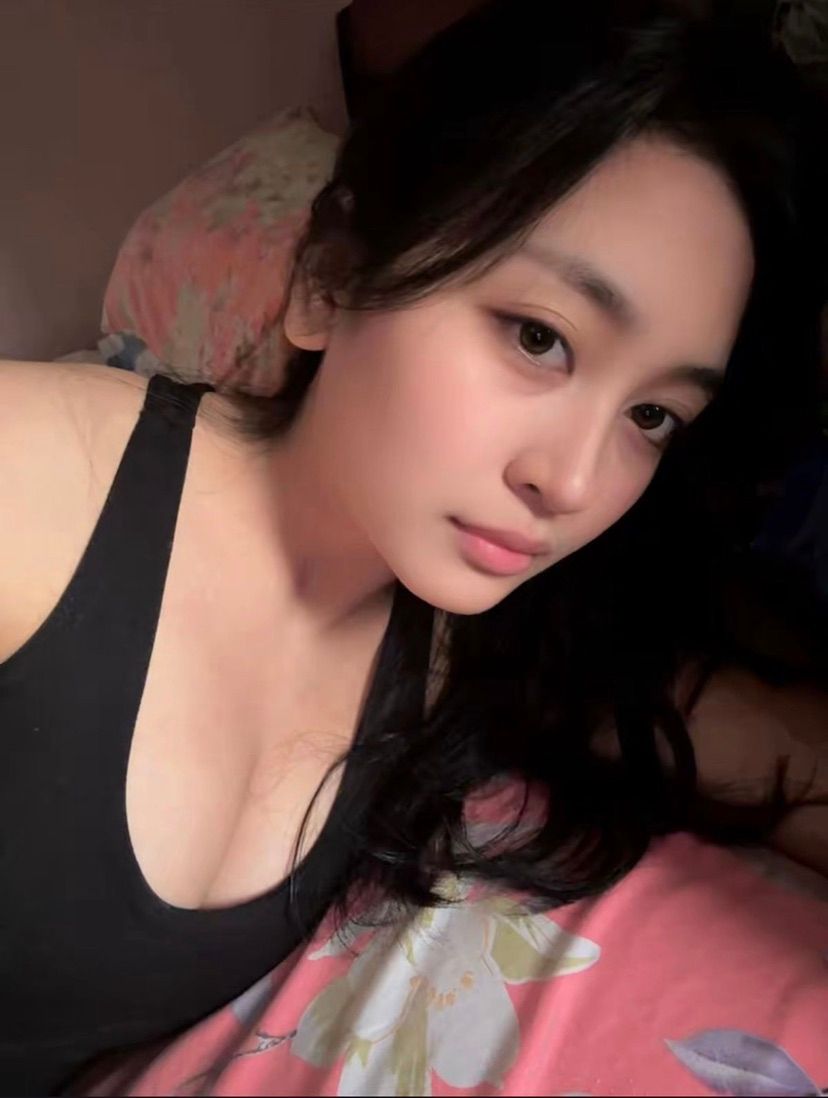 Dms open!