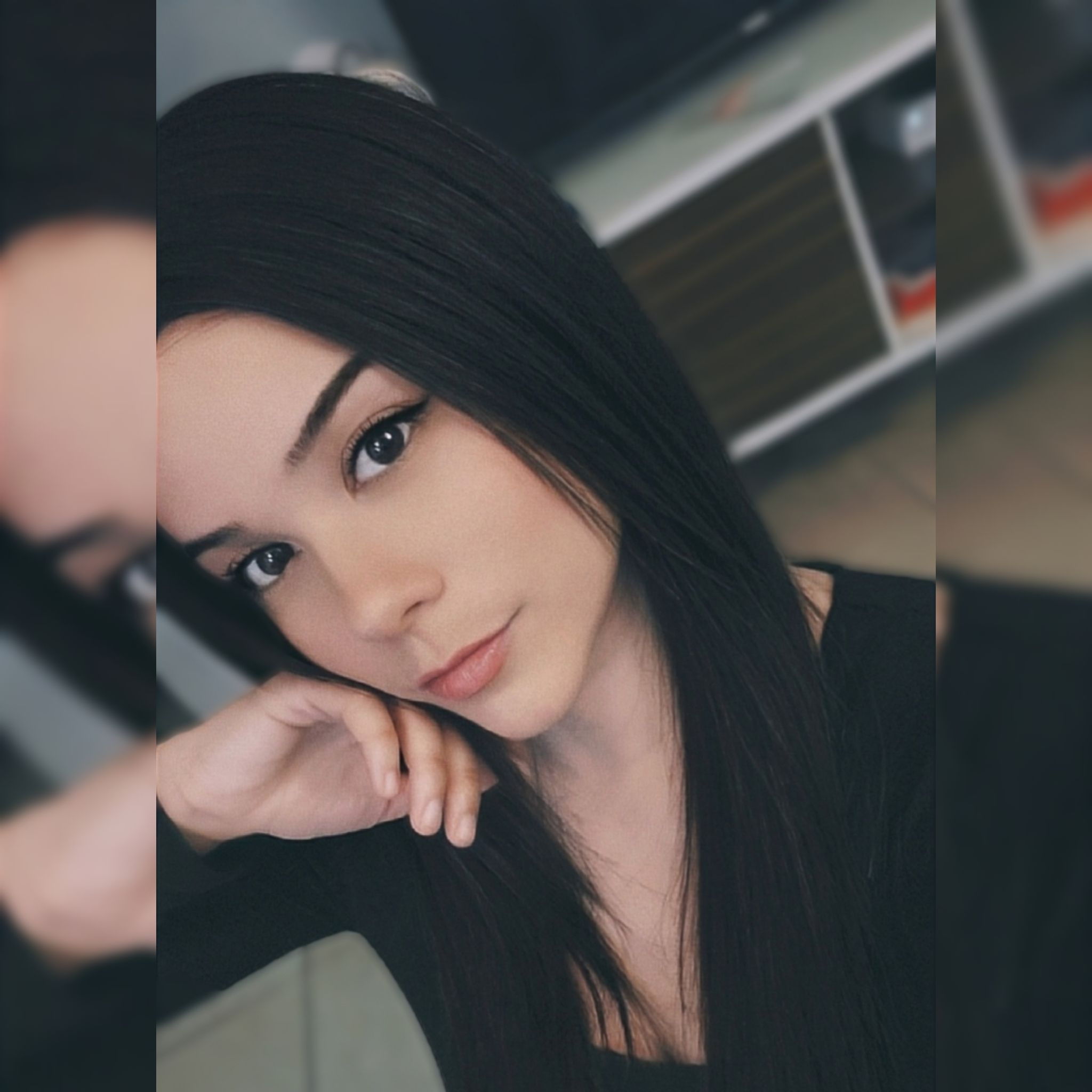 :3