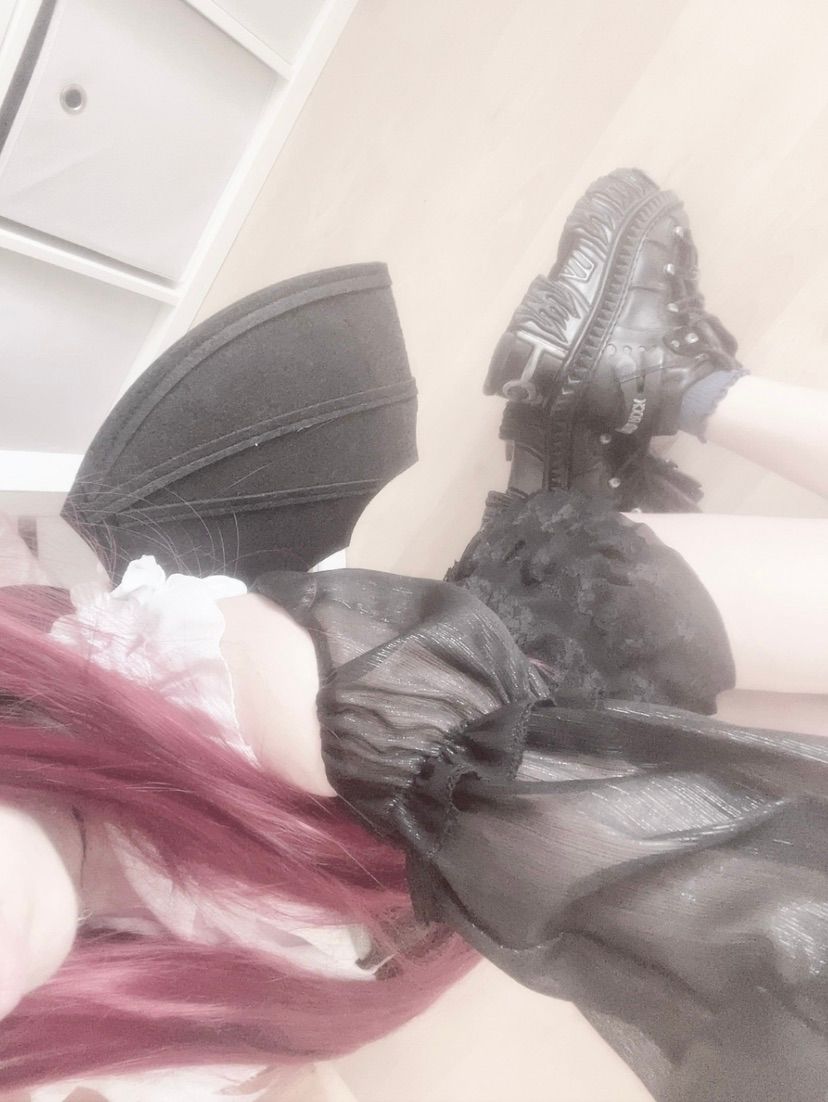 posted new cosplays! r u curious?