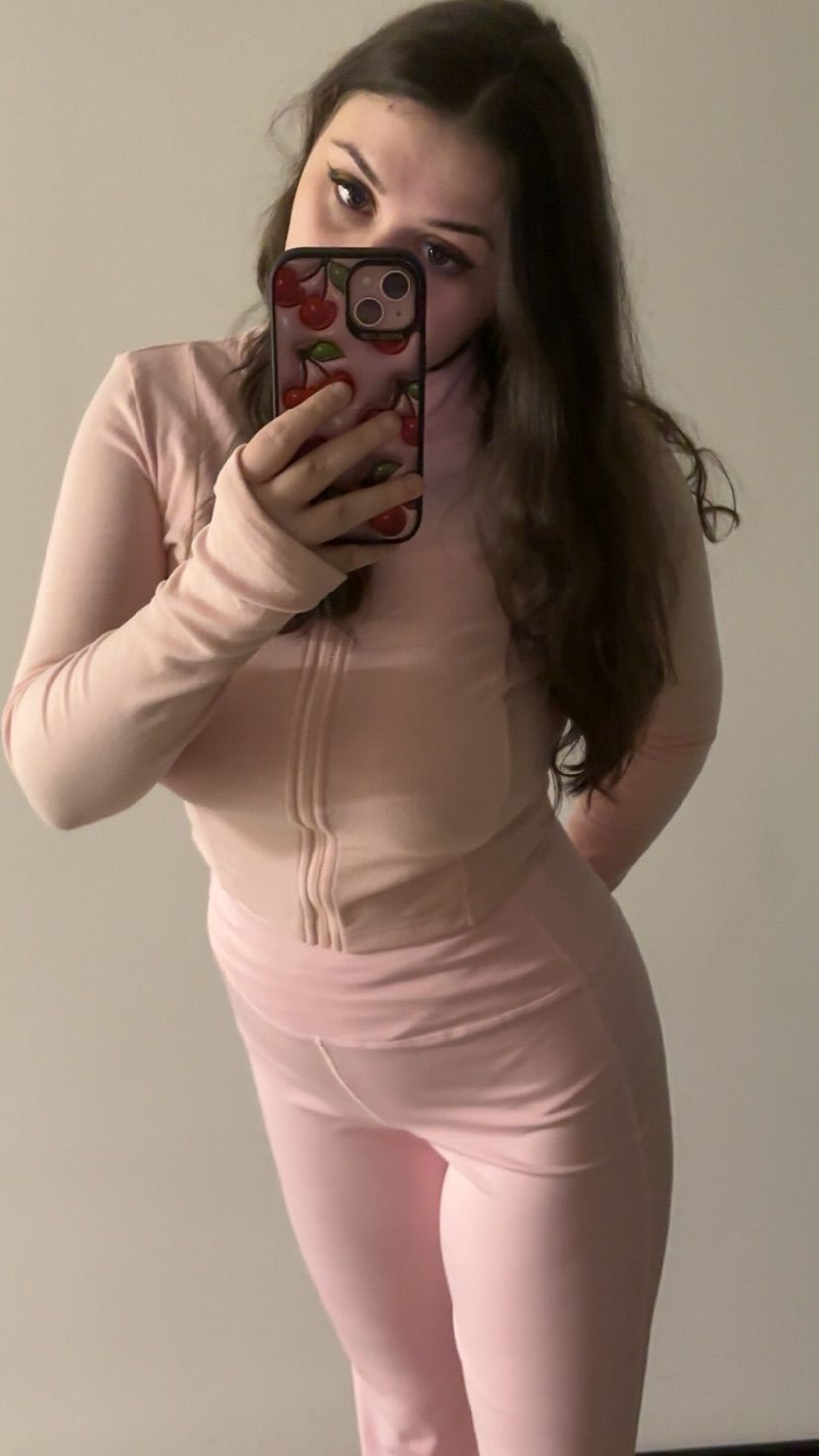 hai^^ i am back!! <3