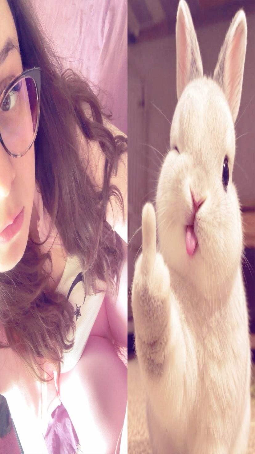 somewhat of a face reveal i guess?~🌸🩷🌸💕🌸💕🌸