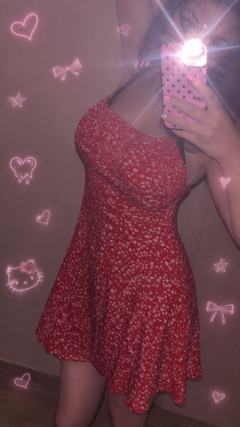 availablee, just text me🍒🩷