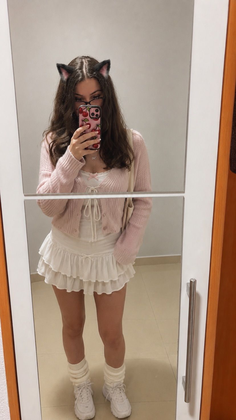 i am available<3 check me out~