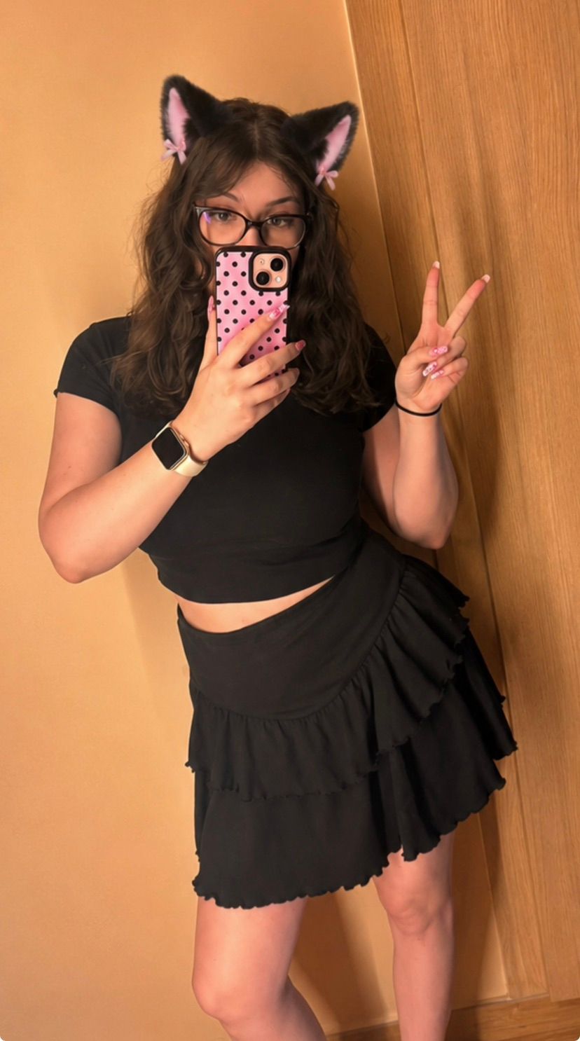 hiiii<3 come check me outtt