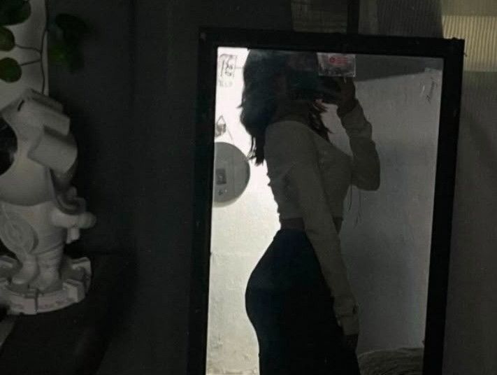 Waiting for u (Selfies)