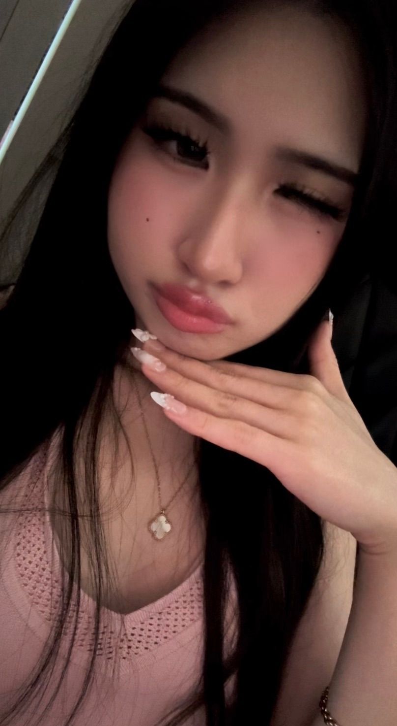 come duo with ur fave spoiled brat