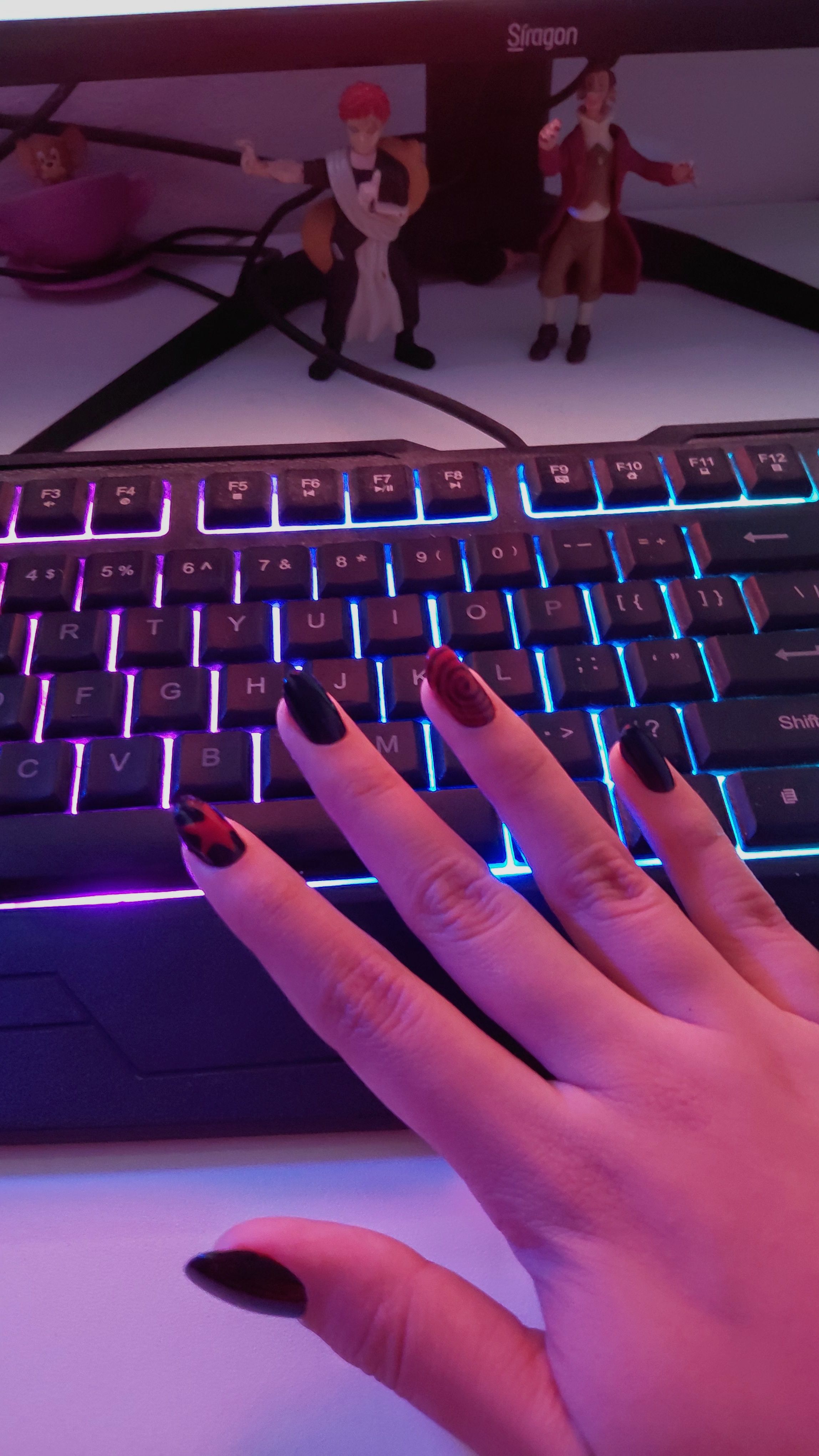 New nails^^