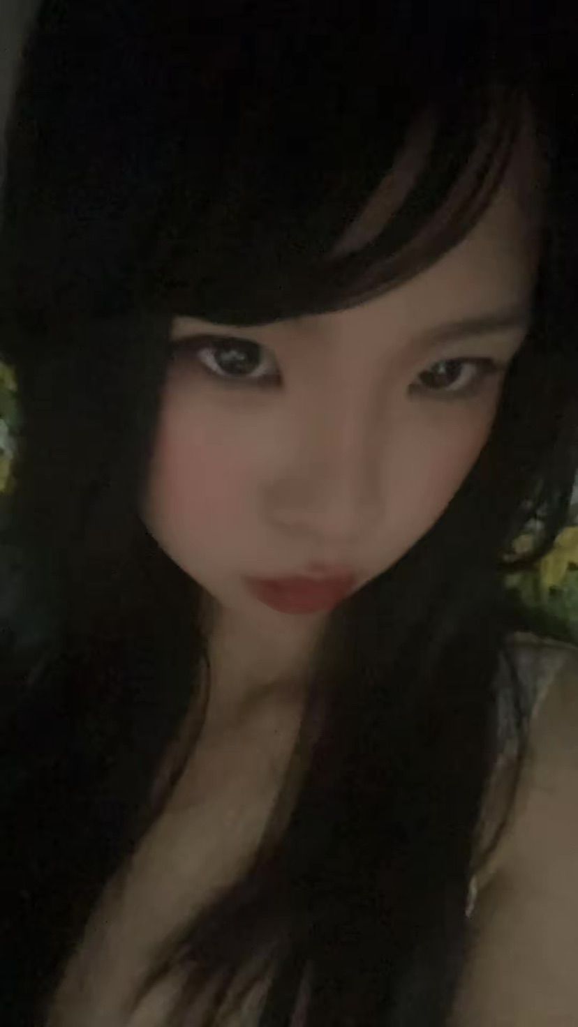 hiii wanna chat people^^